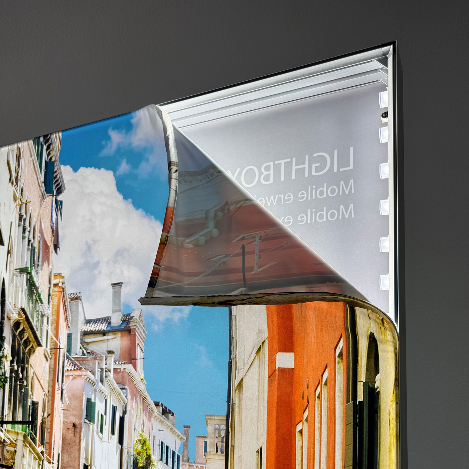 LED Textildruck – Hochauflösender Druck, Öko-TEX®100, Schwer entflammbar B1, Werkzeugfrei austauschbar, 80x120 cm, Umweltfreundlich LED Textildruck – Hochauflösender Druck, Öko-TEX®100, Schwer entflammbar B1, Werkzeugfrei austauschbar, 80x120 cm, Umweltfreundlich