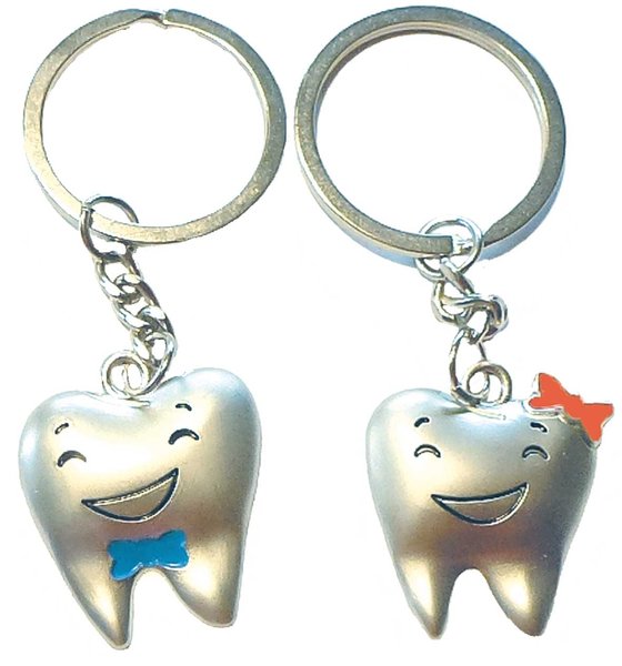 Schlüsselanhänger Metall Zahn