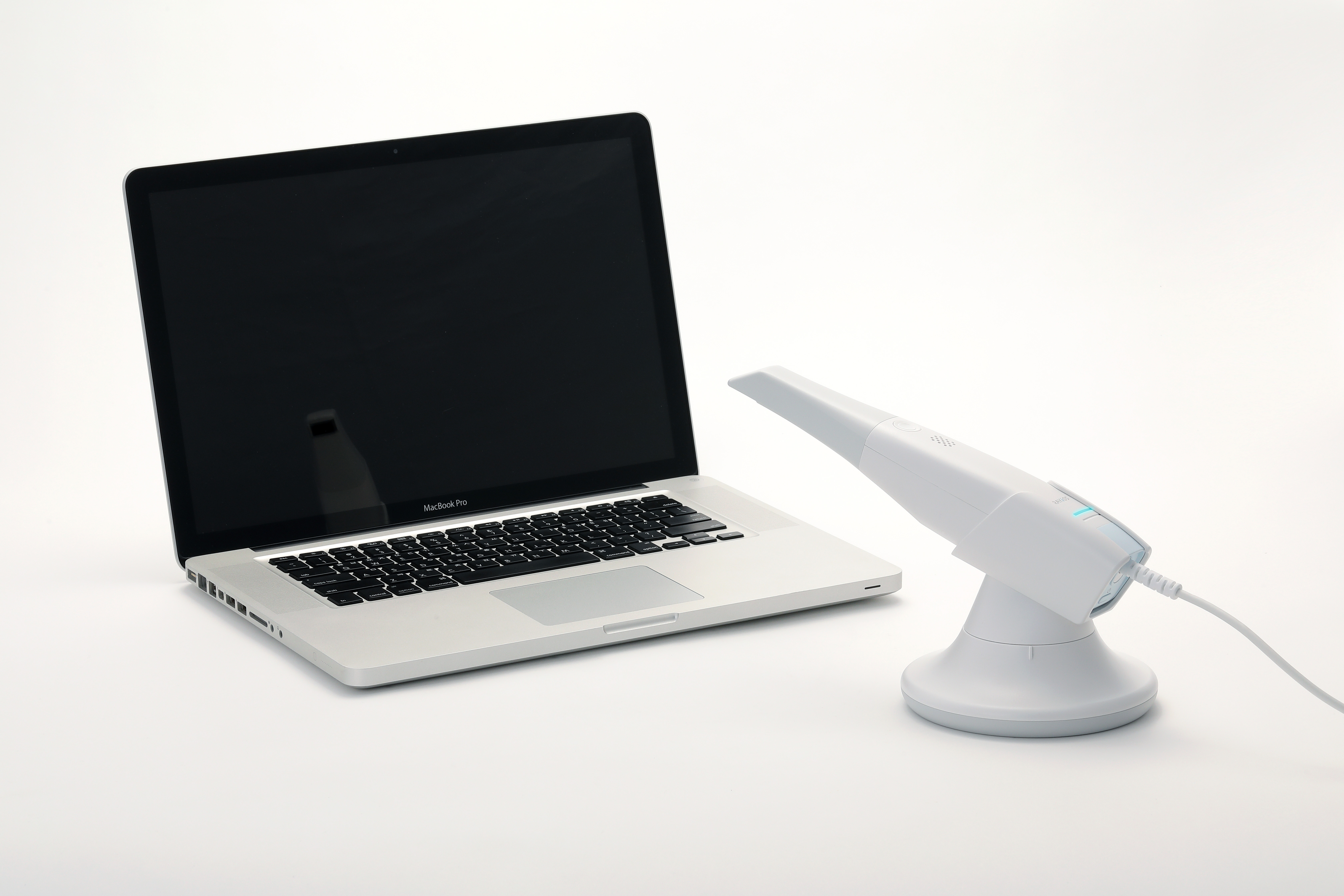 RAYiOS 2 IntraoralscaRAYiOS 2 Intraoralscanner 6nner 6