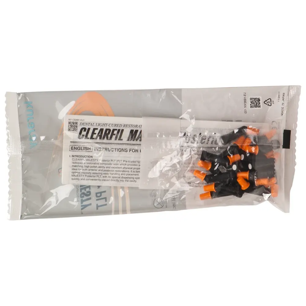 Kuraray Noritake CLEARFIL MAJESTY™ Posterior - Packung 20 x 0,25 g / 0,1 ml PLT A3,5