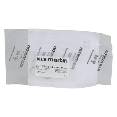 KLS Martin SE & Co. KG Chirurgische Nadel Fig.15 20-123-15-04 Pa 12